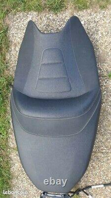 Original Yamaha Tmax T-max 530 Heating Saddle