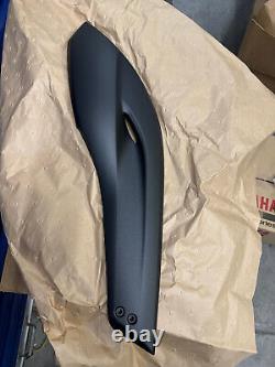 Couvercle latéral, Carénage Yamaha TMAX T-MAX XP 500 4B52174100P2 NEUF