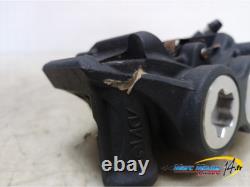 Etrier De Frein Avant Droit Yamaha 560 Tmax Tech Max 2021 Etrier De Frein Avant Droit Yamaha 560 Tmax Tech Max 2021